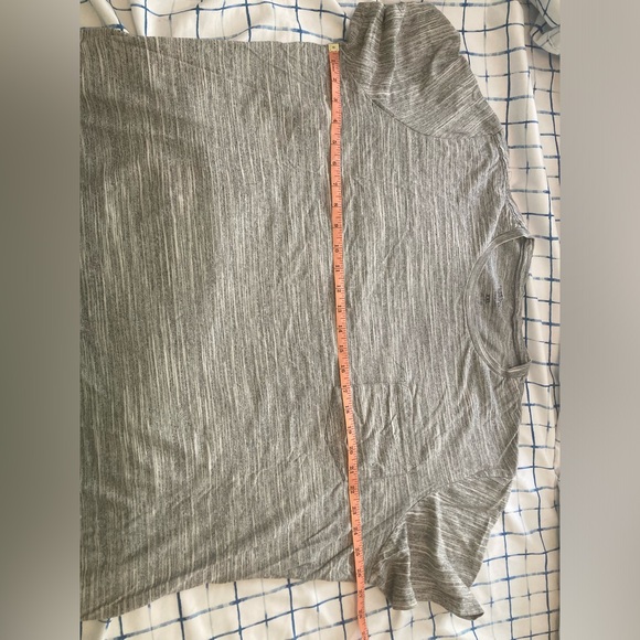 Men’s Grey Mossimo Pocket Tee - Picture 3 of 4